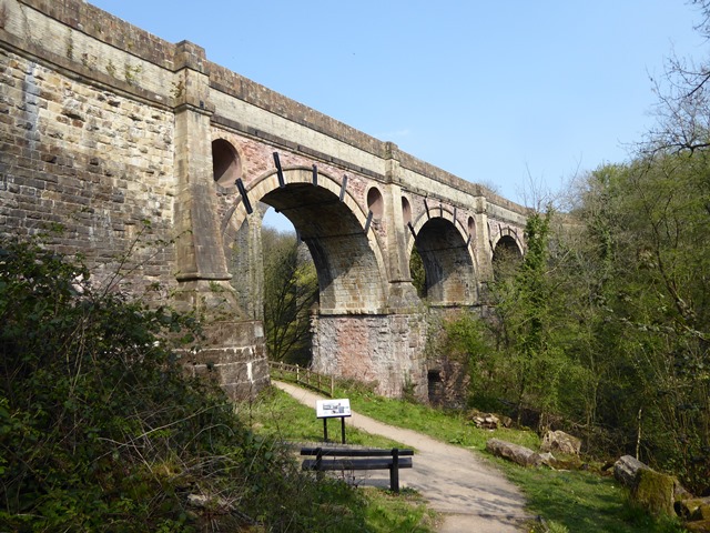 Aqueduct path bottom